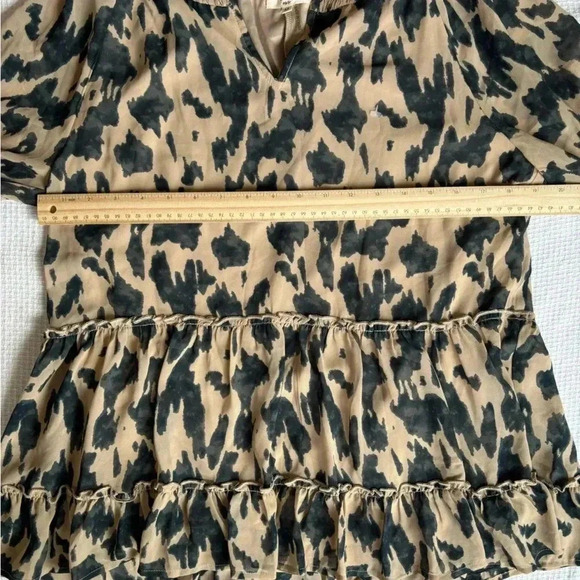 Entro Blouse M Animal Print Oversized Flounce Flutter Tired Feminine Flowy - Picture 7 of 11